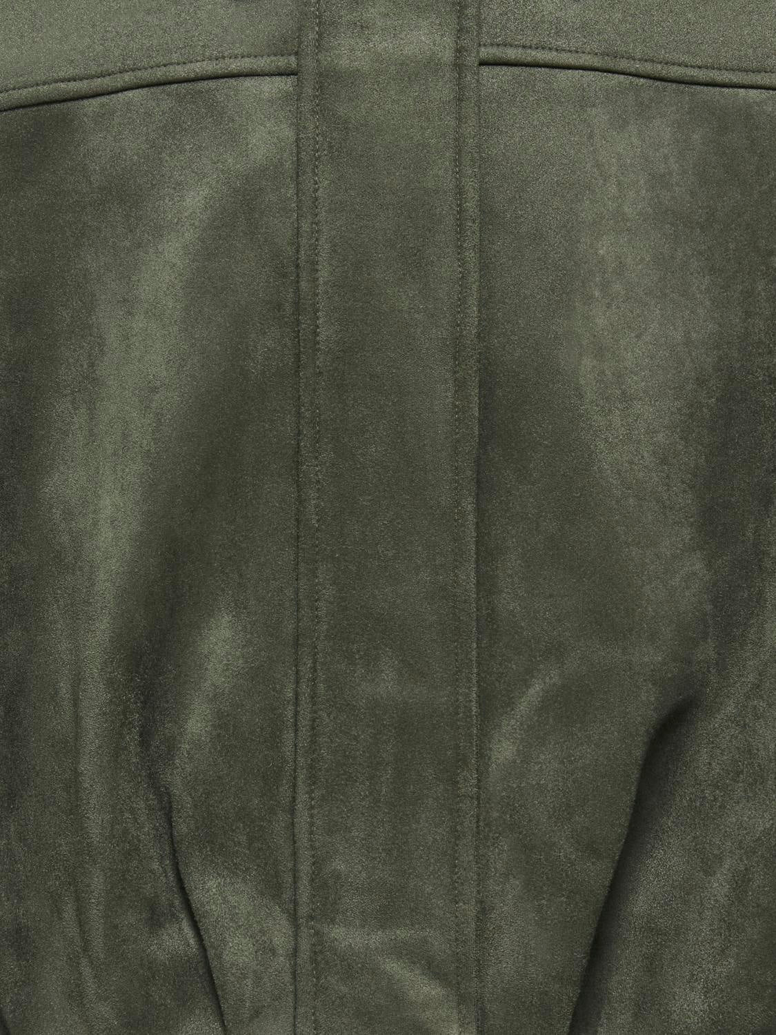 model_shot-detail